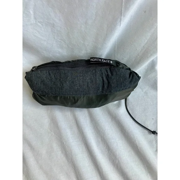 The North Face Gray Packable Hooded Rain Jacket Women's Size Small - Picture 13 of 13